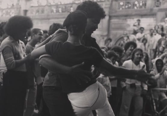  pareja de baile de salsa en nueva york