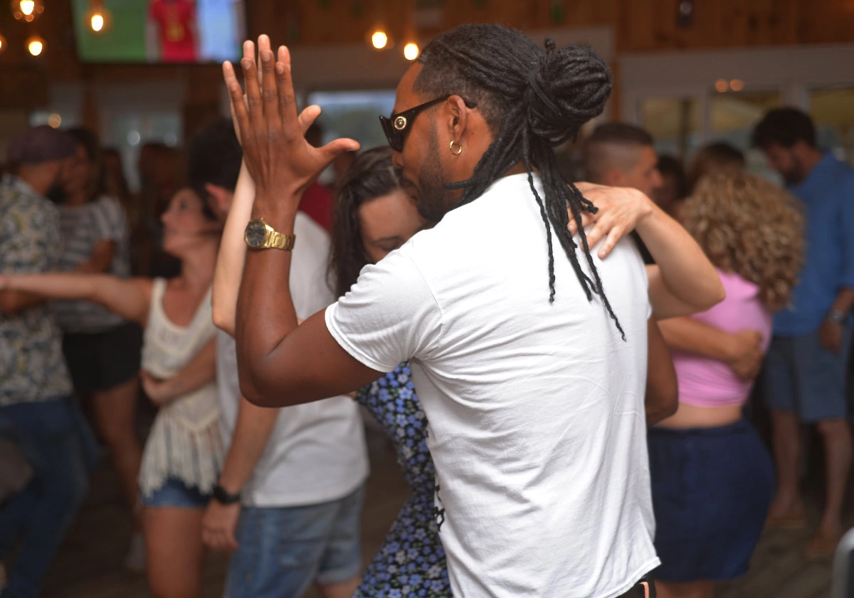 Donde aprender a bailar salsa Málaga